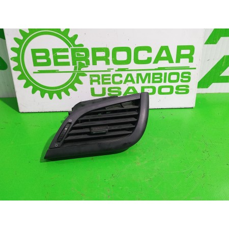 Recambio de rejilla aireadora para peugeot 207 1.4 referencia OEM IAM 9650088477  