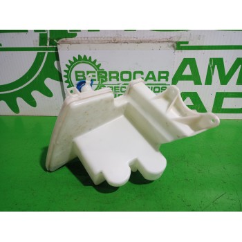 Recambio de deposito limpia para toyota auris touring sports (e18) hybrid feel! edition referencia OEM IAM 8531002490  