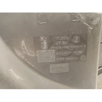 Recambio de guarnecido puerta delantera izquierda para peugeot partner kombi 1.6 blue-hdi fap referencia OEM IAM 9681235277  