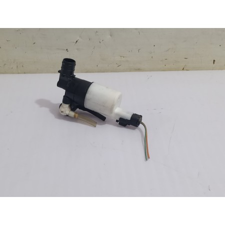 Recambio de bomba limpia para renault scenic ii grand confort dynamique referencia OEM IAM 8200067015  