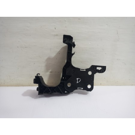 Recambio de soporte faro derecho para renault scenic ii grand confort dynamique referencia OEM IAM 8200137496  