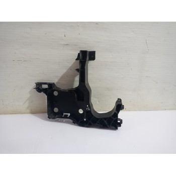 Recambio de soporte faro derecho para renault scenic ii grand confort dynamique referencia OEM IAM 8200137496  