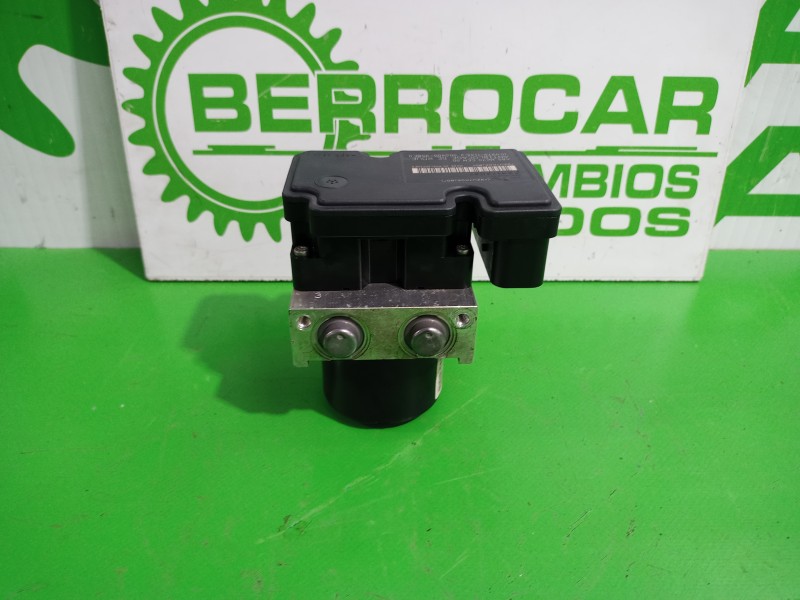 Recambio de abs para peugeot 207 1.4 referencia OEM IAM 9663945580  
