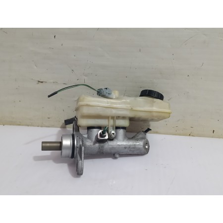 Recambio de bomba freno para renault scenic ii grand confort dynamique referencia OEM IAM 32067111  