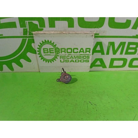 Recambio de claxon para toyota auris touring sports (e18) hybrid feel! edition referencia OEM IAM 8650012270  