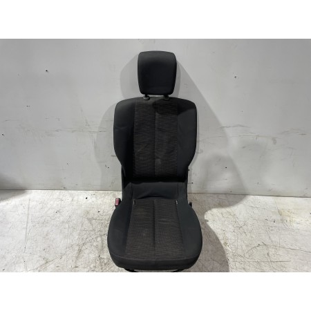 Recambio de asientos trasero izquierdo para renault scenic ii grand confort dynamique referencia OEM IAM 7701064323  