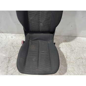 Recambio de asientos trasero izquierdo para renault scenic ii grand confort dynamique referencia OEM IAM 7701064323  