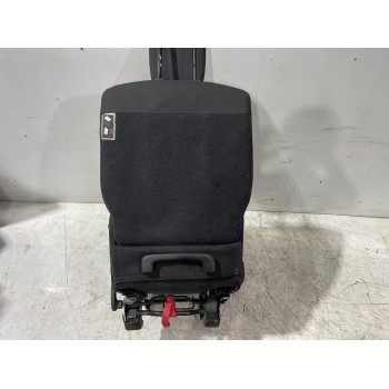 Recambio de asientos trasero izquierdo para renault scenic ii grand confort dynamique referencia OEM IAM 7701064323  