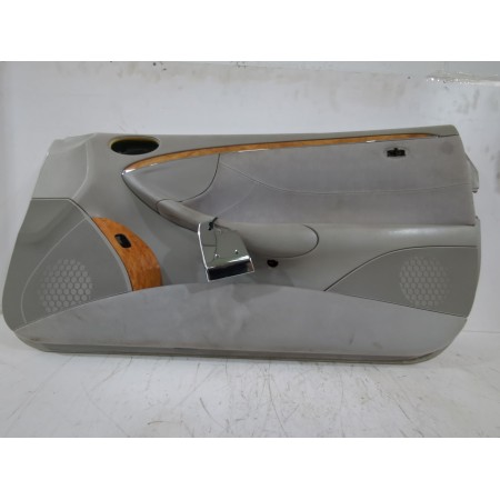 Recambio de guarnecido puerta delantera derecha para mercedes-benz clk (c209) clk 240 (209.361) referencia OEM IAM A20972046707F