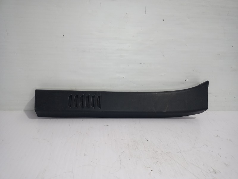 Recambio de moldura para renault trafic furgón l1h1 2,7t referencia OEM IAM 93450679  