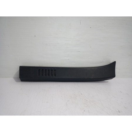 Recambio de moldura para renault trafic furgón l1h1 2,7t referencia OEM IAM 93450679  