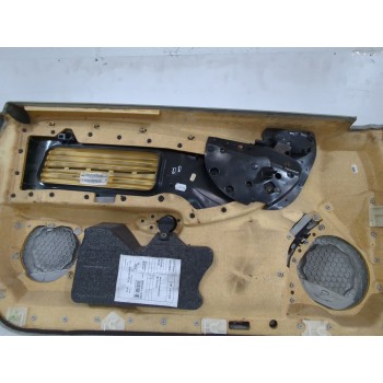 Recambio de guarnecido puerta delantera derecha para mercedes-benz clk (c209) clk 240 (209.361) referencia OEM IAM A20972046707F