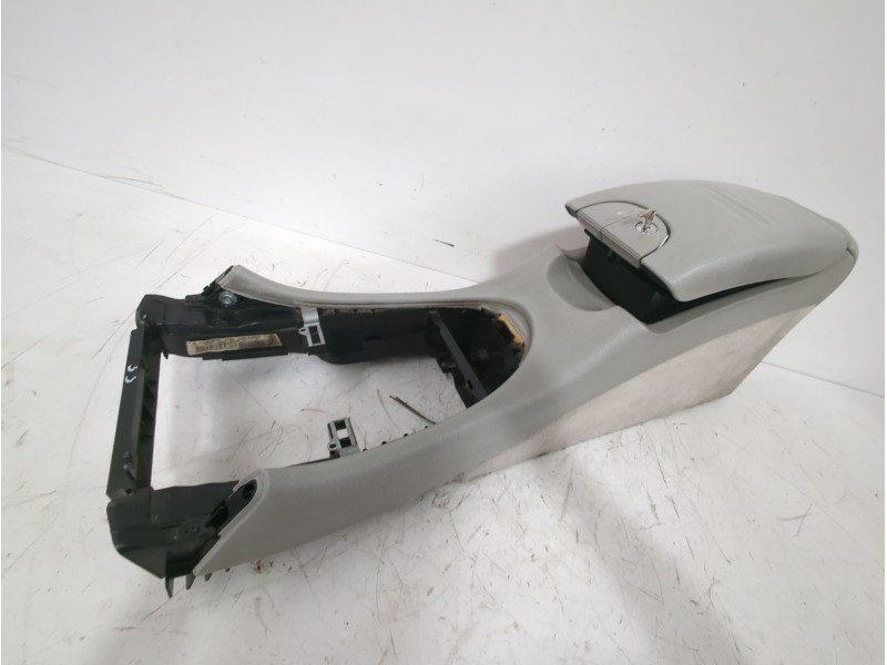 Recambio de consola central para mercedes-benz clk (c209) clk 240 (209.361) referencia OEM IAM A2096800450  