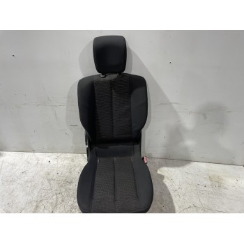 Recambio de asientos trasero derecho para renault scenic ii grand confort dynamique referencia OEM IAM 7701064324  