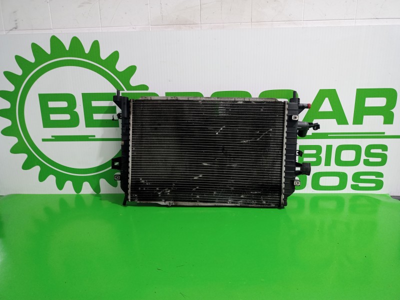 Recambio de radiador agua para opel zafira b 1.9 cdti cat (z 19 dtl) referencia OEM IAM 13171429  