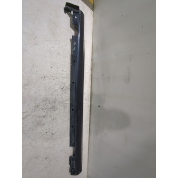 Recambio de faldon lateral para mercedes-benz clk (c209) clk 240 (209.361) referencia OEM IAM A2096900440  