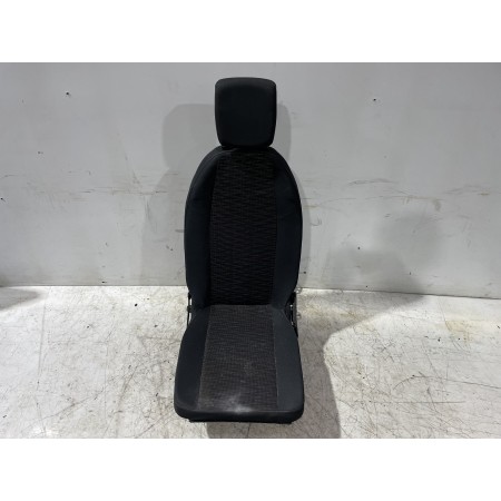 Recambio de asientos trasero derecho para renault scenic ii grand confort dynamique referencia OEM IAM 7701068609  