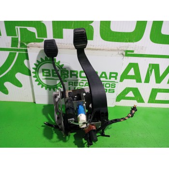 Recambio de pedalera para ford fiesta (cbk) ambiente referencia OEM IAM 1471672  