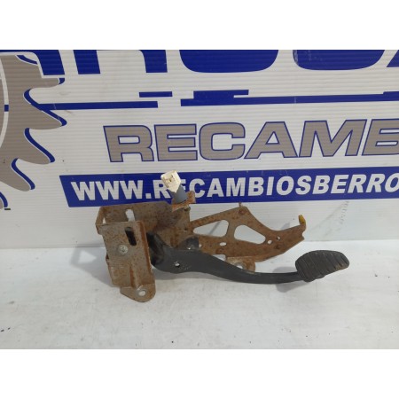 Recambio de pedal freno para renault kangoo 1.6 16v cat referencia OEM IAM 8200467212B  