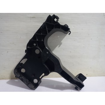 Recambio de soporte faro izquierdo para renault scenic ii grand confort dynamique referencia OEM IAM 8200137495  