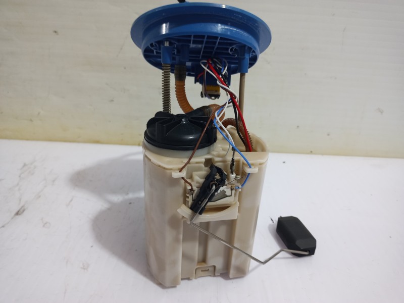 Recambio de aforador para seat ibiza (kj1) reference referencia OEM IAM 2Q0919051F  