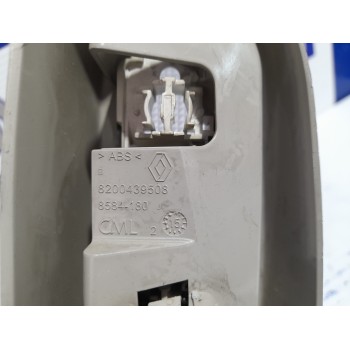 Recambio de luz interior para renault kangoo 1.5 dci diesel fap referencia OEM IAM 8200439508  