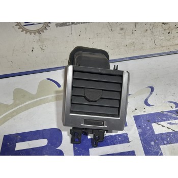 Recambio de aireador lateral izquierdo para land rover range rover sport 3.6 td v8 referencia OEM IAM JBD500170XXX  