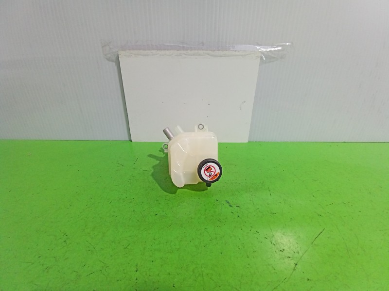 Recambio de deposito expansion para toyota auris touring sports (e18) hybrid feel! edition referencia OEM IAM G92A076012  