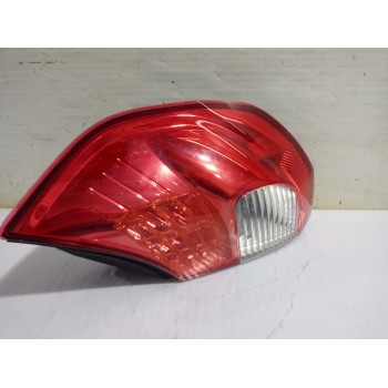 Recambio de piloto trasero derecho para renault scenic ii grand confort dynamique referencia OEM IAM 8200474327  