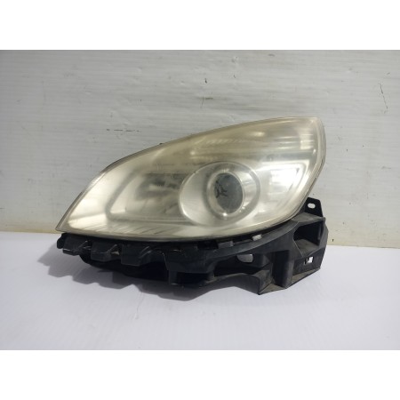 Recambio de faro izquierdo para renault scenic ii grand confort dynamique referencia OEM IAM 260605051R  