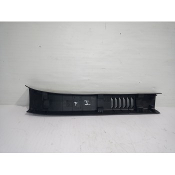 Recambio de moldura para renault trafic furgón l1h1 2,7t referencia OEM IAM 93450679  