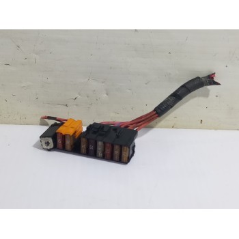 Recambio de caja reles / fusibles para renault scenic ii grand confort dynamique referencia OEM IAM 17187001  