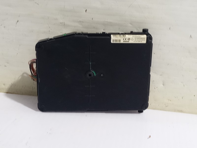 Recambio de modulo electronico para renault scenic ii grand confort dynamique referencia OEM IAM 8200724363  