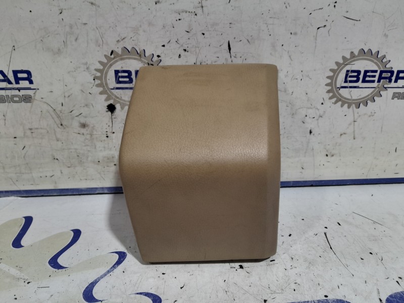 Recambio de moldura para land rover range rover sport 3.6 td v8 referencia OEM IAM FAE500082XXX  