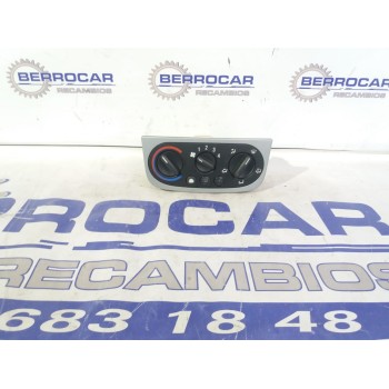 Recambio de mando calefaccion / aire acondicionado para opel corsa c 1.3 16v cdti cat (z 13 dt / ln9) referencia OEM IAM 031110H