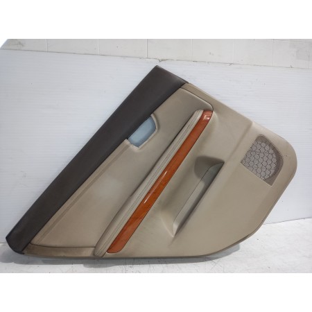 Recambio de guarnecido puerta trasera izquierda para lexus rx 300(mcu35) luxury referencia OEM IAM 6764048250A1  