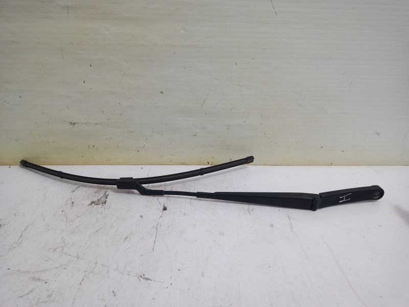 Recambio de brazo limpia delantero izquierdo para seat ibiza (kj1) reference referencia OEM IAM 6F1955409VZ1  