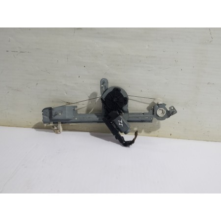 Recambio de elevalunas trasero izquierdo para renault scenic ii grand confort dynamique referencia OEM IAM 8201010935  