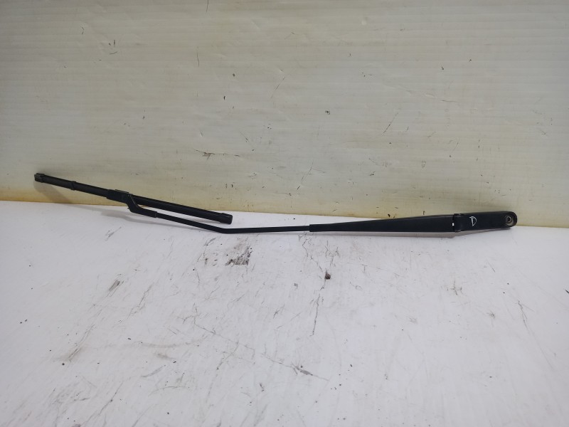 Recambio de brazo limpia delantero derecho para seat ibiza (kj1) reference referencia OEM IAM 6F1955410VZ1  