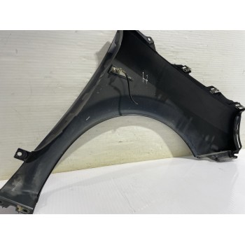 Recambio de aleta delantera izquierda para renault scenic ii grand confort dynamique referencia OEM IAM 8200020568  