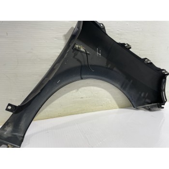 Recambio de aleta delantera izquierda para renault scenic ii grand confort dynamique referencia OEM IAM 8200020568  