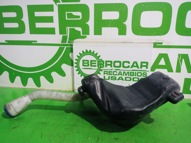 Recambio de deposito limpia para citroën c4 berlina collection referencia OEM IAM 9658685260  