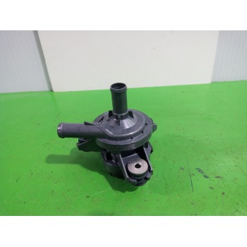 Recambio de bomba agua para toyota auris touring sports (e18) hybrid feel! edition referencia OEM IAM G904052010  