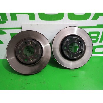 Recambio de disco de freno trasero para renault trafic furgón referencia OEM IAM 09C64611  