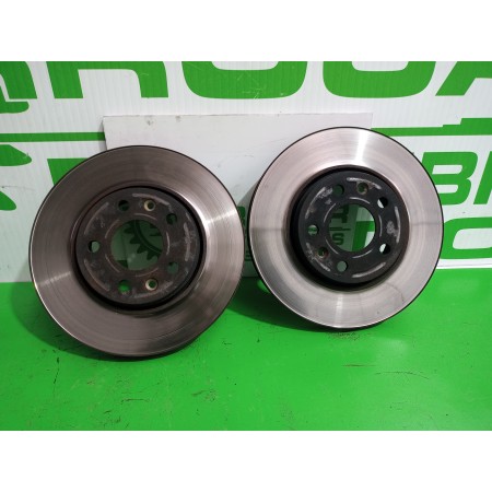 Recambio de disco de freno trasero para renault trafic furgón referencia OEM IAM 09C64611  