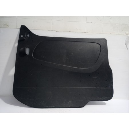 Recambio de guarnecido puerta trasera derecha para renault trafic furgón l1h1 2,7t referencia OEM IAM 829A06559R  
