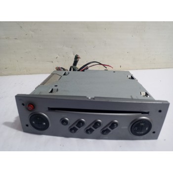 Recambio de sistema audio / radio cd para renault scenic ii grand confort dynamique referencia OEM IAM 8200562686T  