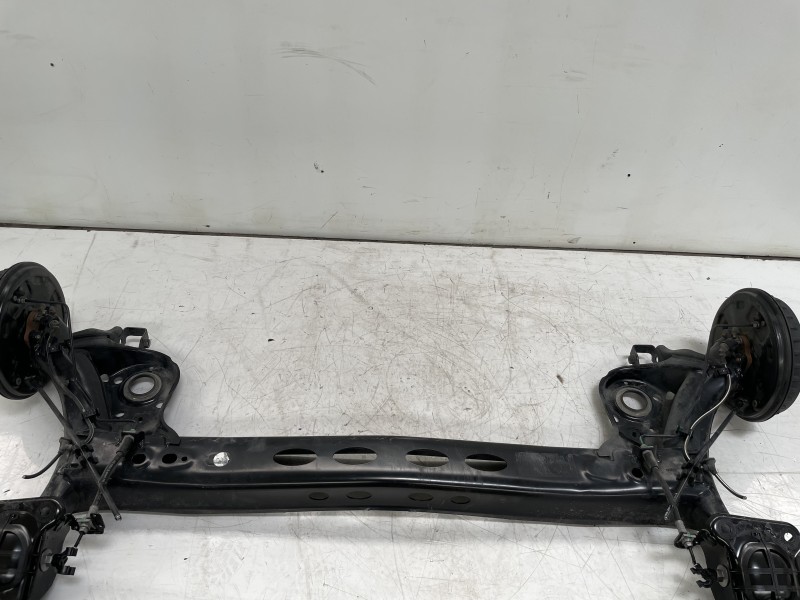 Recambio de puente trasero para seat ibiza (kj1) reference referencia OEM IAM 2Q0501053BP  