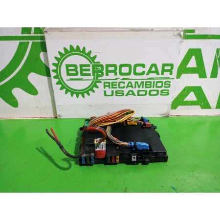 Recambio de caja reles / fusibles para citroën xsara berlina 1.6 16v satisfaction referencia OEM IAM 9650913880  