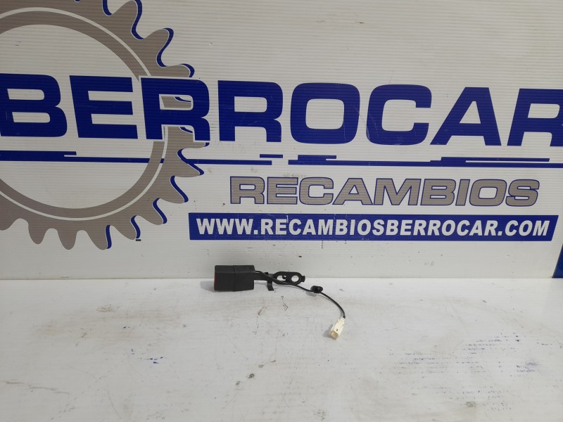 Recambio de anclaje cinturon para peugeot expert furgón 1.6 blue-hdi fap referencia OEM IAM 98083807XT  